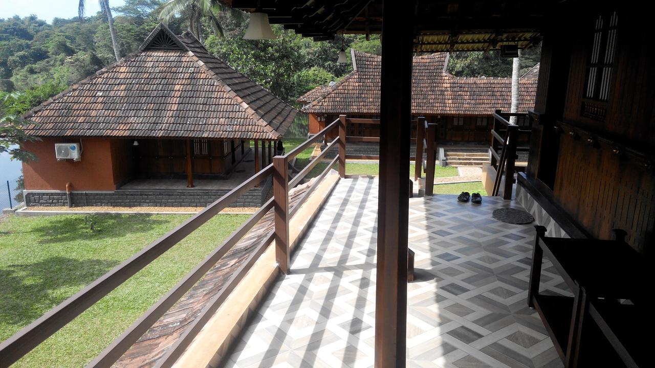 7Th Heaven Resorts Kochi Eksteriør bilde